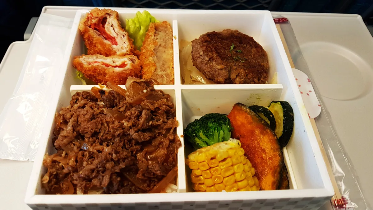 Bento japonés: guía completa del ekiben y la caja con forma de tren