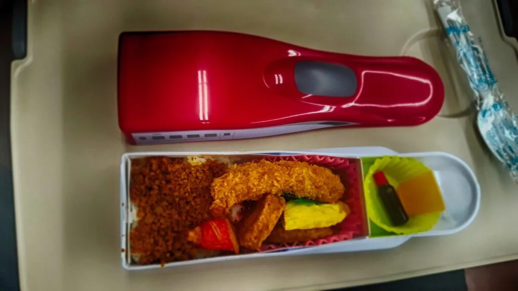BENTO SHINKANSEN ROJO