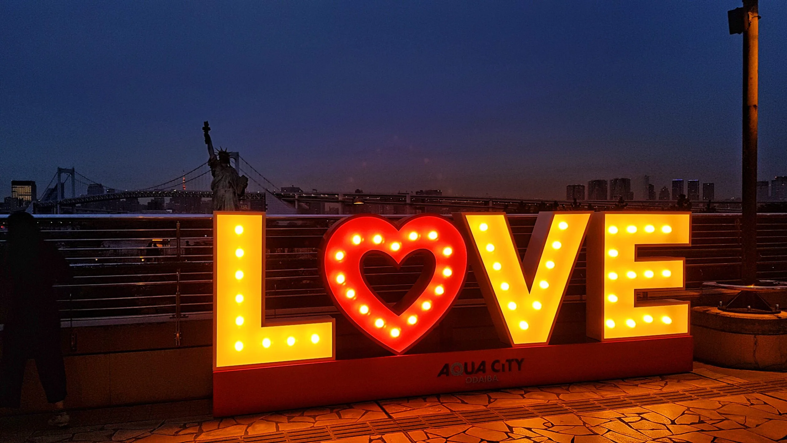 cartel love odaiba