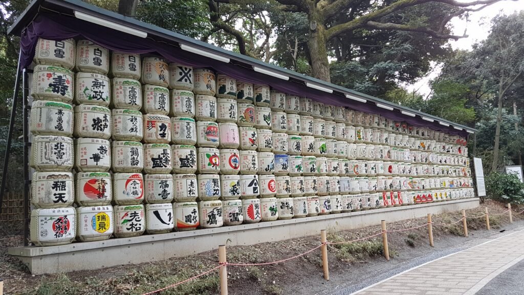 barriles de sake santuario Meiji