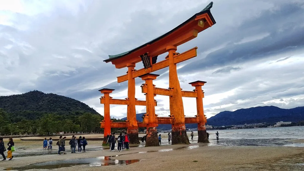 TORII MIYAJIMA