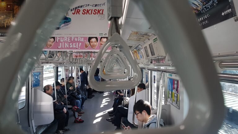 El Silencio en los Trenes de Japón